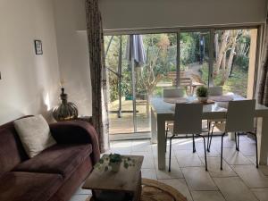 Maisons de vacances Maison avec vue sur Paris et la Tour Eiffel : photos des chambres