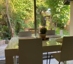 Maisons de vacances Maison avec vue sur Paris et la Tour Eiffel : photos des chambres
