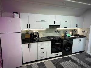 Apartament cu 2 Dormitoare de lux situat in complex ApartHotel Botosani 4