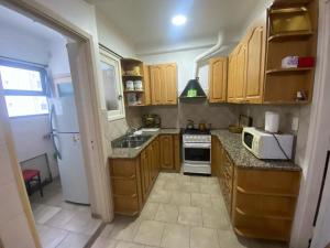 Temporada 2025 - Departamento luminoso - Zona Shopping Los Gallegos y A partir del 15 de Marzo Estudiantil