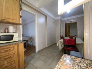 Temporada 2025 - Departamento luminoso - Zona Shopping Los Gallegos y A partir del 15 de Marzo Estudiantil