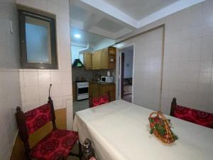 Temporada 2025 - Departamento luminoso - Zona Shopping Los Gallegos y A partir del 15 de Marzo Estudiantil