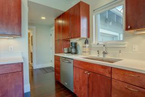 Surfs Up 30 Day Minimum