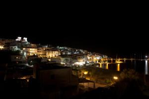 Krinos Suites Andros Andros Greece