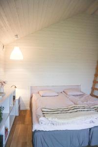 Studio apartment, Beach 400 m, Patio & BBQ