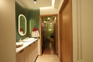 Cozy 3 BHK fully furnished apartment in Cochin