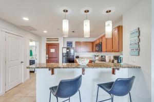 Pool and Private Beach Access Condo in PCB
