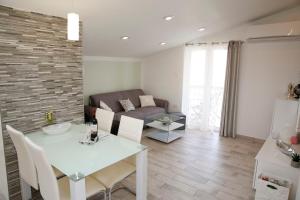 Apartman Elena II kat