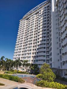 Staycation in Alabang by East Service Road
