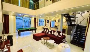 Outhouse By Maddy - Phanda