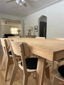 The House On Kings Corner