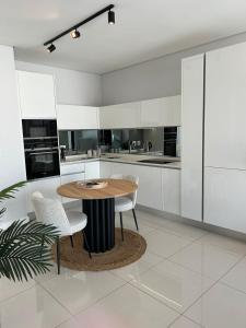 The Tree Tops Modern Days Home