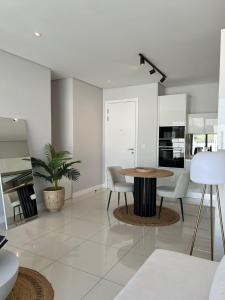 The Tree Tops Modern Days Home