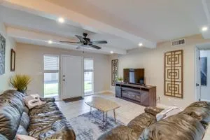 Youngtown Hideaway - Near Golf, Shops and Hikes! - 森城