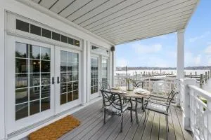 Mermaid Cove - Douglas