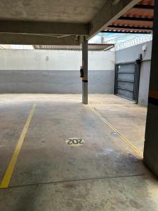 Apto c Ar condicionado Prox Hospital Madrecor, UFU, Sabia Park