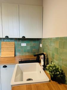 Two bedroom apartment 150m from the beach