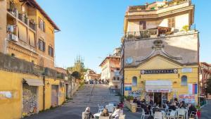 cosy apt close to metro San Paolo