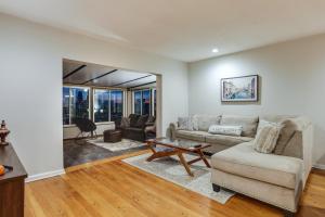 Cincinnati Home, Patio with Downtown Views!