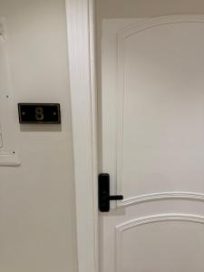 One-bedroom apartment in Al-Ghadeer neighborhood