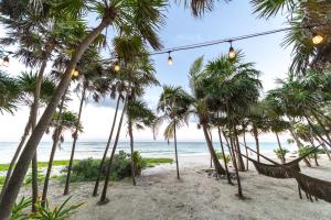 Casa XikNal - Luxury Beach Front Villa