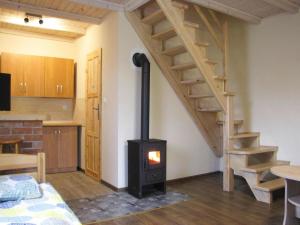 Holiday home with a terrace, right on the lake