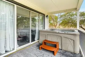 Private Hot Tub and Golf Course Views Lakeway Gem - Lago Vista