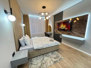 Two Bedroom Apartment In the Center, with Parking, address Avram Iancu 32