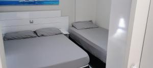 Apartment by the sea com Netflix