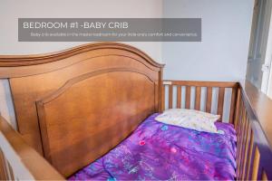 5 Bedroom Villa l 12 min to Disney l Themed Rooms l Orlando Area