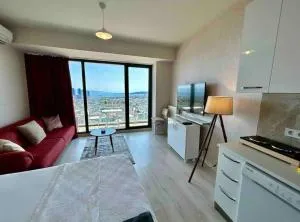 Romantic Getaway Studio Suite Sea View at Kartal - Tuzla
