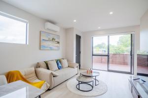 4 bedrooms Retreat with Netflix with Prime Location