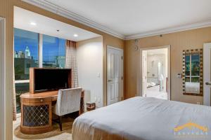 MGM Signature-02-602 1Br 2Ba Balcony Suite