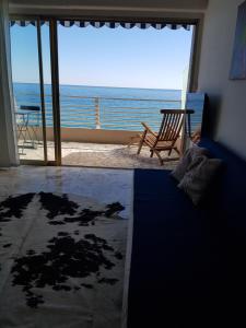 Menton front bord de mer Côte dAzur Florentina sea view French Riviera proche Monaco Montecarlo superb studio