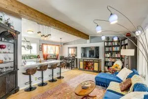 10 Mi to Red Rocks Denver Home with Fire Pit! - Sheridan