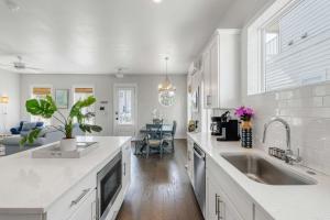 Modern Coastal Escape with Fire Pit & Pool Access