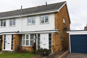 Alverstoke Manor - family home with pool table