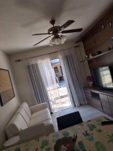 Sobrado Bombinhas 80m da praia