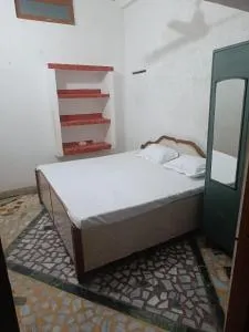 Sangam stay - Phūlpur