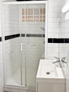 Appartement cosy cœur dAurillac, 2 lits, Wifi