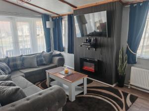 Dog Friendly 8 Berth Lodge, 600 Yards From The Beach In Hunstanton