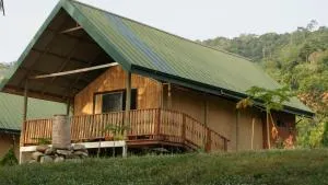 Lodge Hummingbird - Lake Bosomtwe - Nkawkaw