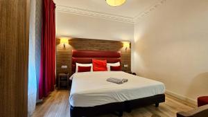 Chambre style hôtelière dans logement partagé, LExecutive Paris & Stade de France