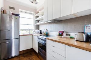 3 Bedroom Spacious and Bright Central London Home