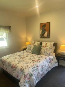 Yarra Fox Farm Cottage Farmstay
