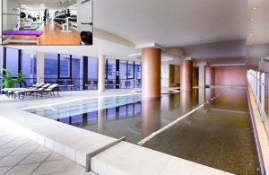 Amazing city apartment with 25m pool, sauna, gym with seperate sofa bed in living room