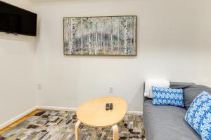 Historic Dtwn Alexandria Studio Dogs Welcome!