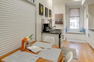 Historic Dtwn Alexandria Studio Dogs Welcome!