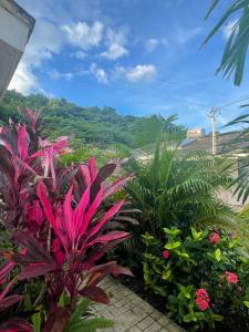 Symone Palms Retreat