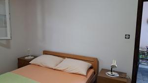 Apartments by the sea Pag - 23764